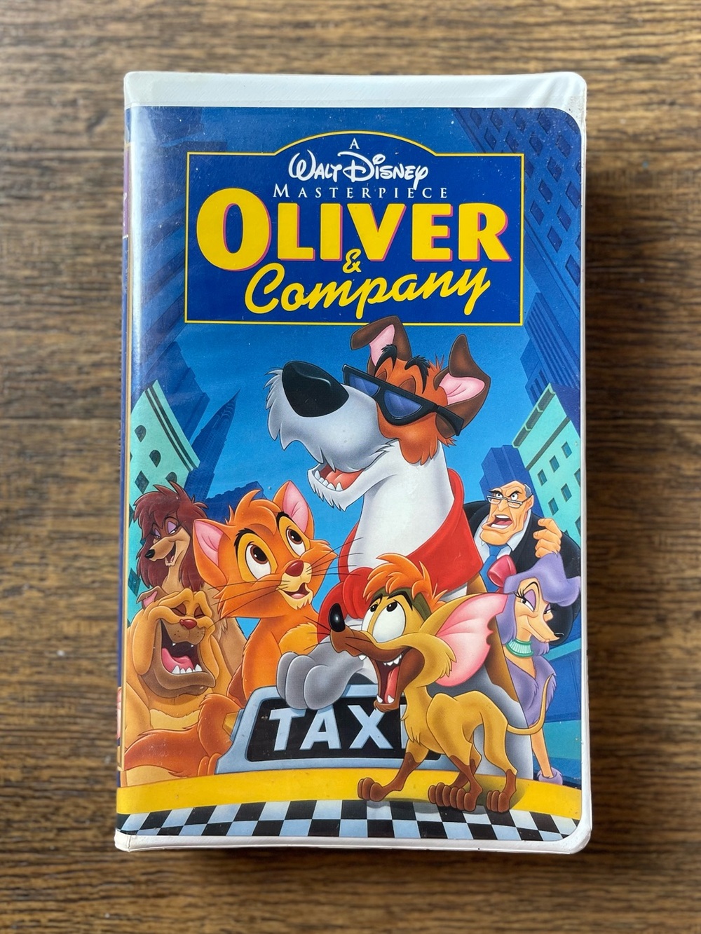 Disney’s Oliver & Company VHS Walt Disney Masterpiece Collection 1996